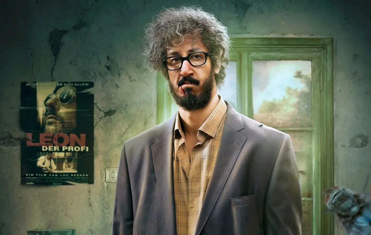 مرد عینکی پر مخاطب‌ترین فیلم سینما و نمایش ‌خانگی ایران شد