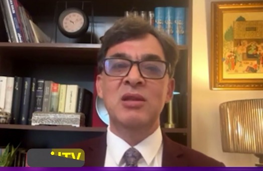 تودهنی تحلیلگر ایرانی به تکرار توهم سقوط ایران در شبکه موساد!
