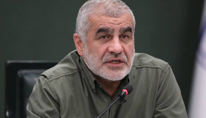 نایب رئیس مجلس: باز یا بسته بودن تنگه هرمز را نمایشگرهای قیمت سوخت در آمریکا مشخص می‌کند