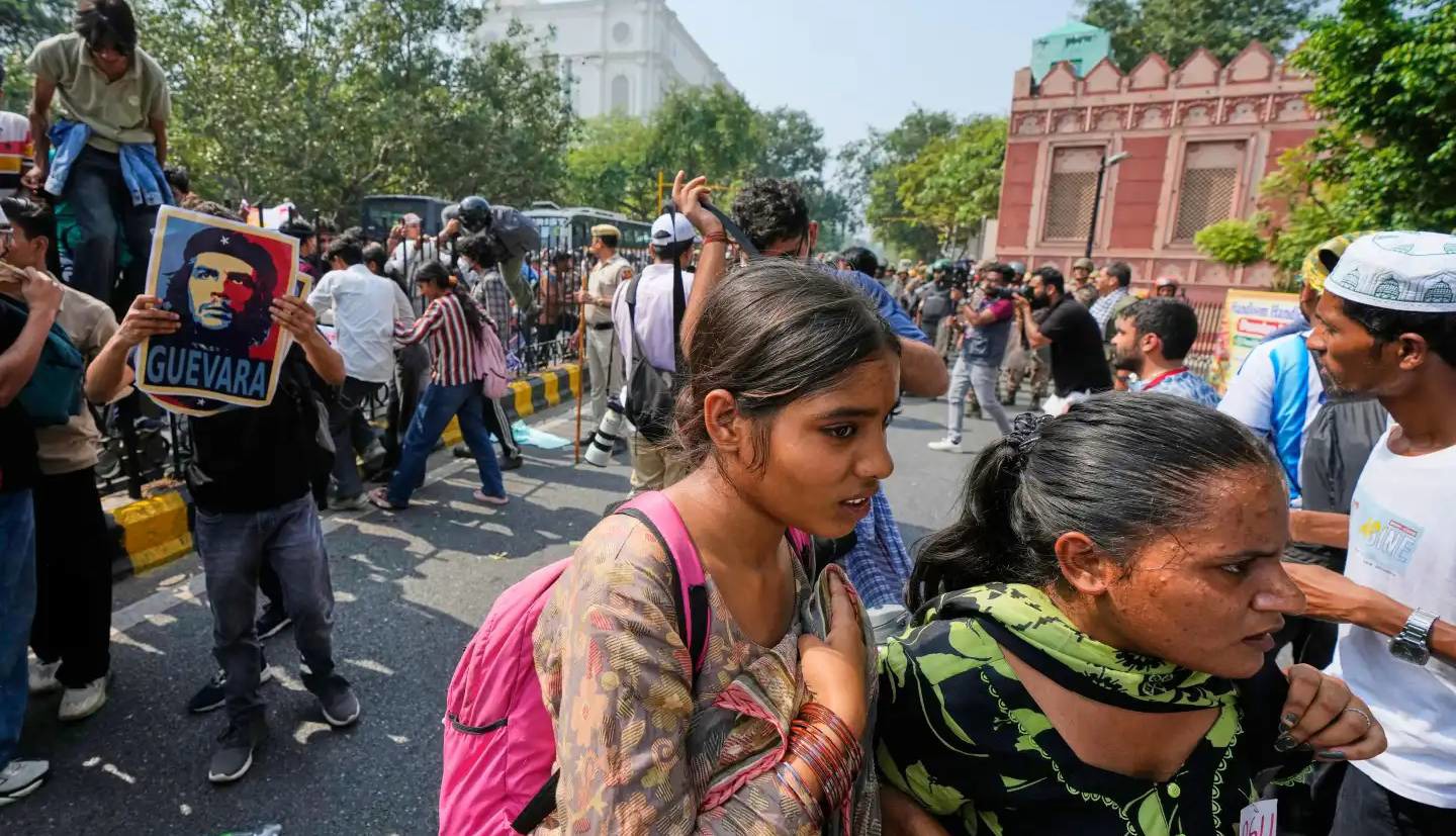 هند؛ ماجرای حزب «مردم سوسک» که دوباره به خیابان‌ها آمد