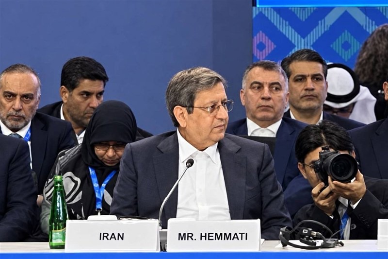 همتی: ادعای فروپاشی اقتصاد ایران توهمی بیش نیست