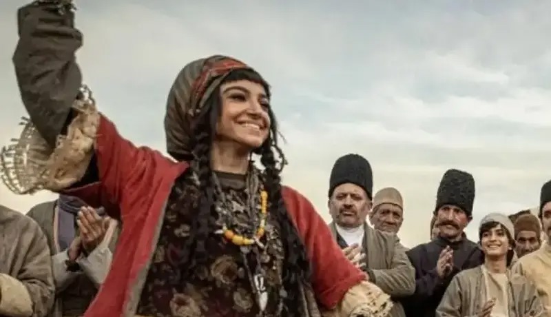 فردا؛ آغاز روایت سرخ و سیاه از یک عشق نافرجام