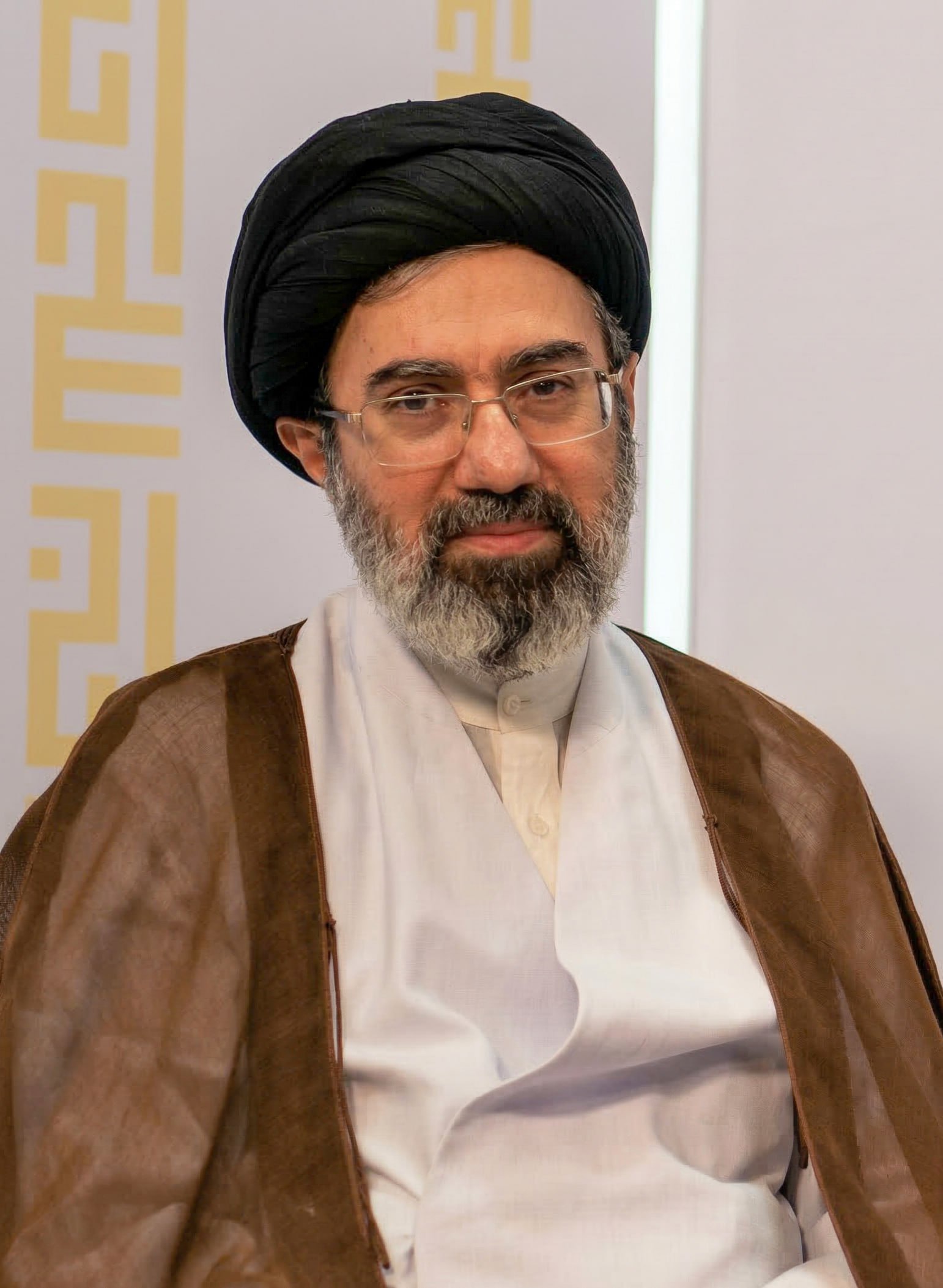 پیام رهبر انقلاب به مناسبت ولادت حضرت زینب (س) و روز پرستار