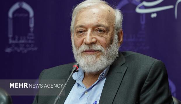 لاریجانی: تصمیم‌گیری درباره جنگ و صلح در صلاحیت ولی‌فقیه است
