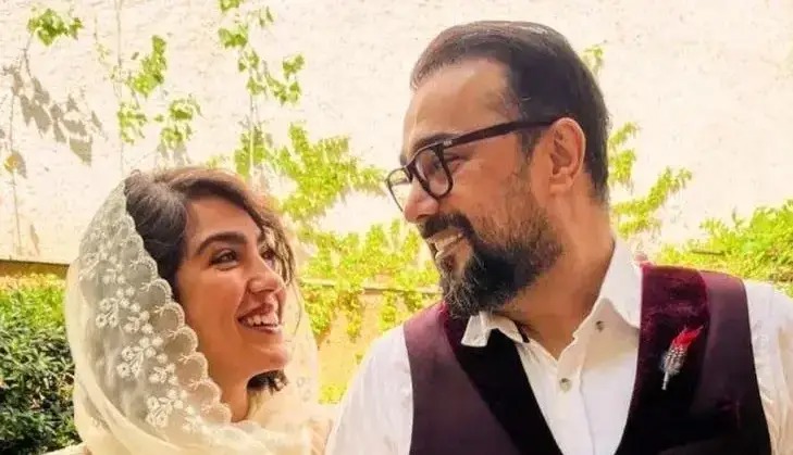 چهره ها/ قاب زیبا و خانوادگیِ مونا کرمی جلب توجه کرد