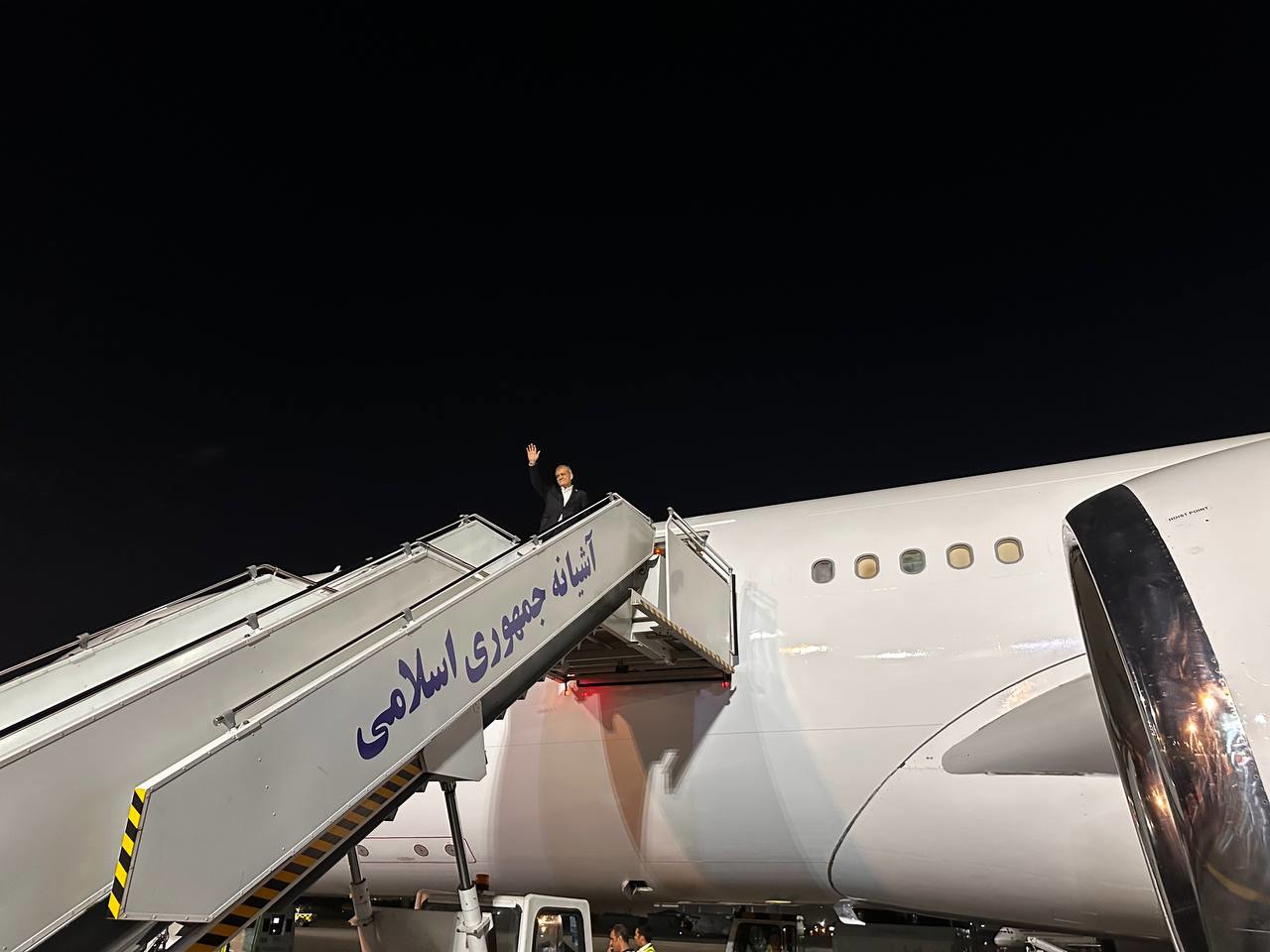پزشکیان عازم مسکو شد