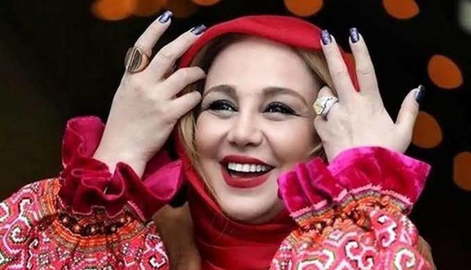 چهره ها/ استایل شاد و رنگارنگ بهنوش بختیاری در جنوب